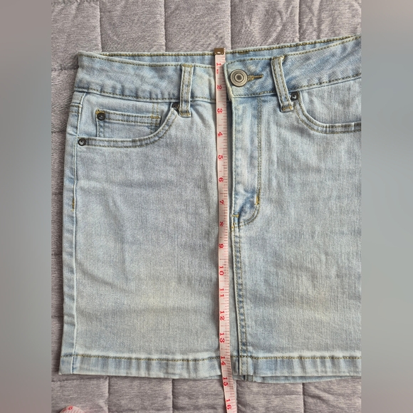 Two Mini Skirts Set - Picture 12 of 16